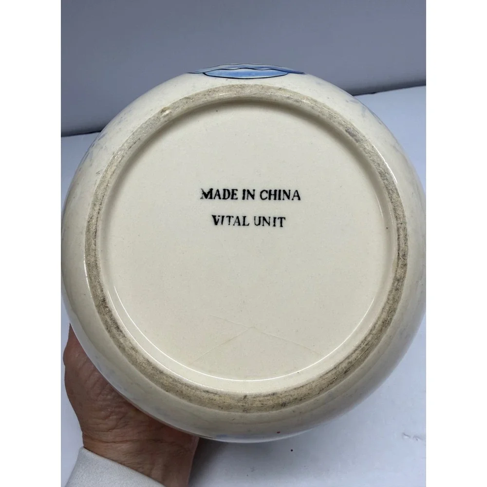 Vital Unit Ceramic Mixing Bowl Angel Hand Painted Green Rim 8.5 Inch Cream